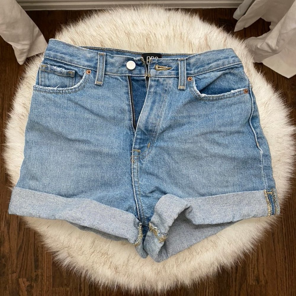 BDG Mom High-Rise Denim Short